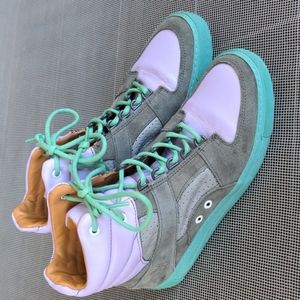 John Fluevog designer leather boots in grey and lilac, size 8
